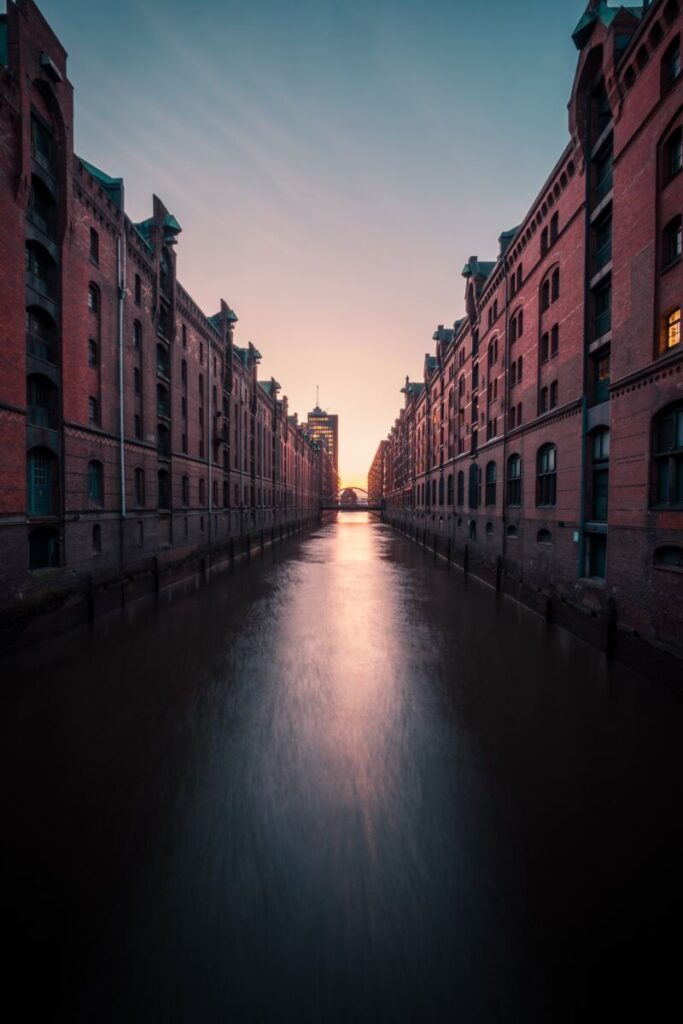 Große Hafenrundfahrt Hamburg durch die Speicherstadt, 